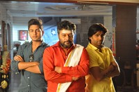 Evariki Evaru Movie on Location Stills
